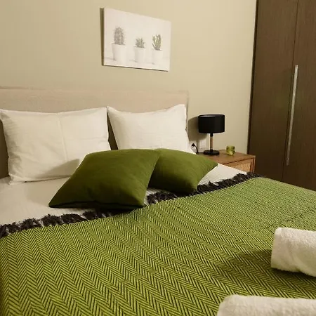 Jasmine Garden - Yard Appartement